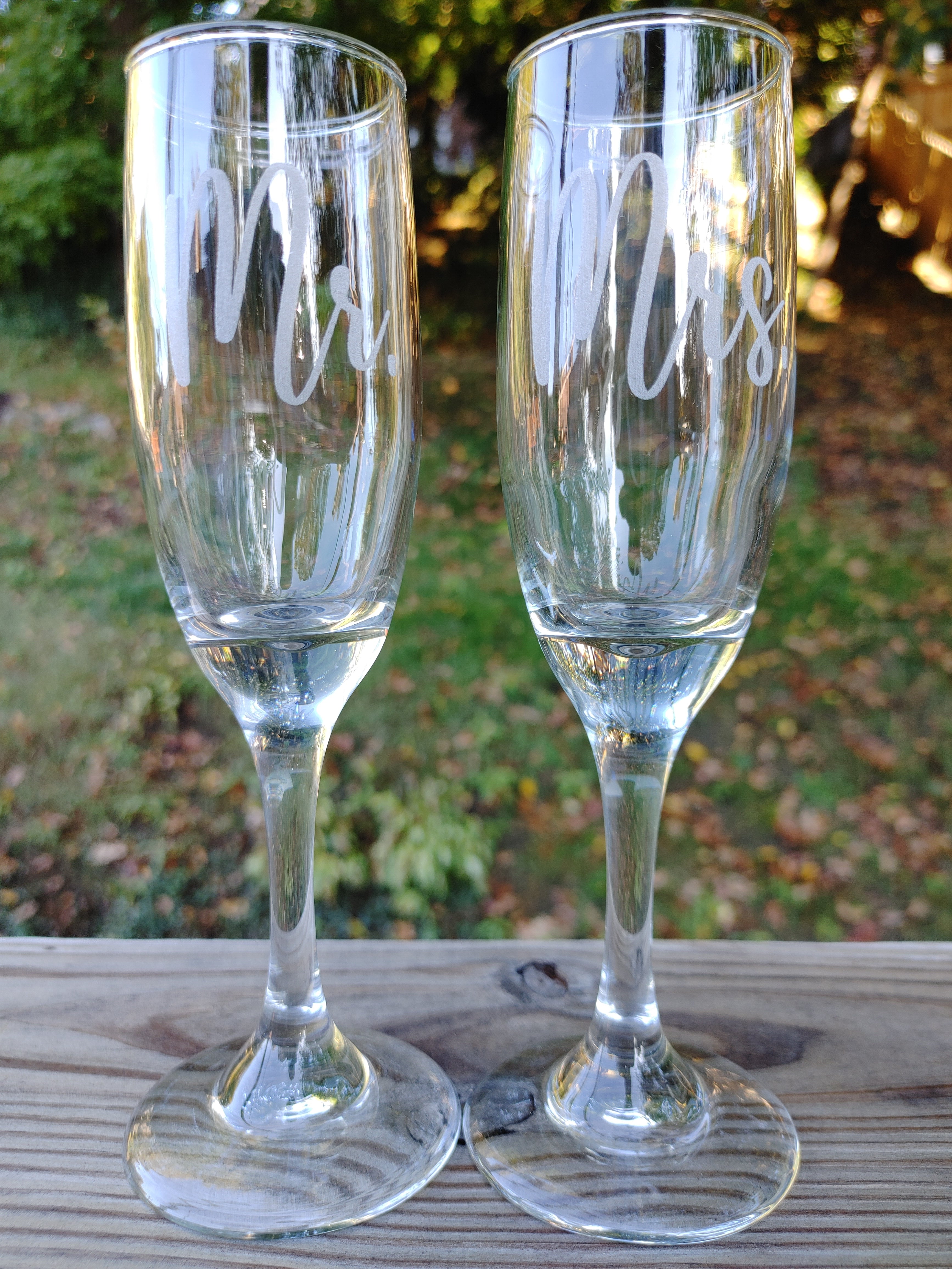 Set of two Champagne Flute Mr. Mrs. for Weddings, Special Occasions, T – Philly DIY